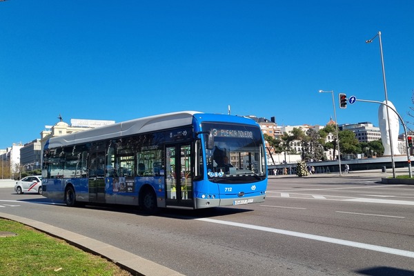 Obligación para las grandes empresas de implementar planes de transporte sostenible al trabajo